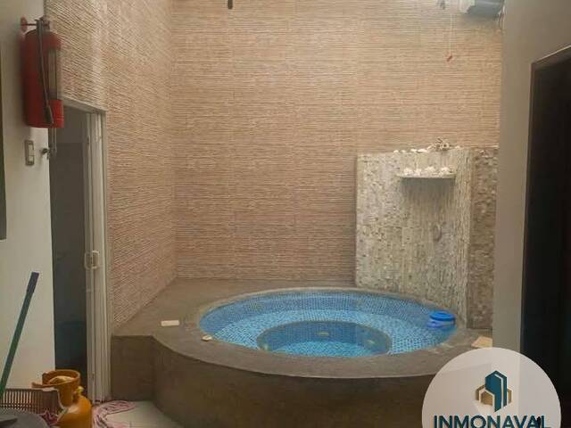 #11 - Casa de dos o más pisos para Alquiler en Guayaquil - G