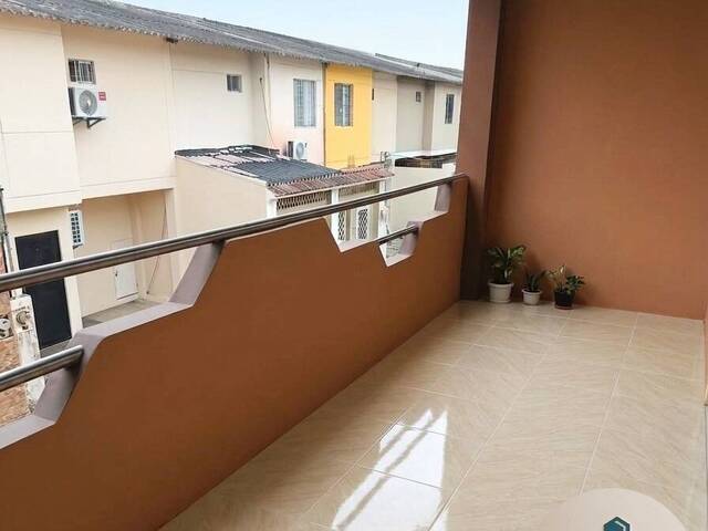 #19 - Casa para Venta en Guayaquil - G