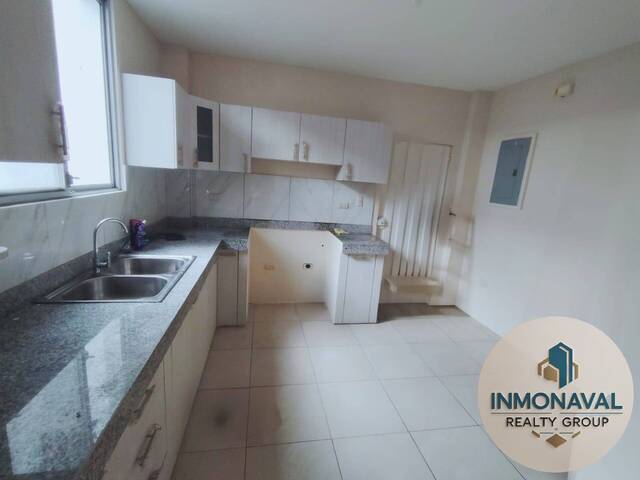 #25 - Casa para Venta en Guayaquil - G